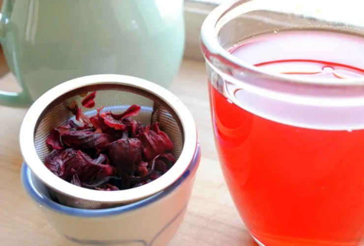 Чай гибискус: 10 удивительных полезных свойств | karkade